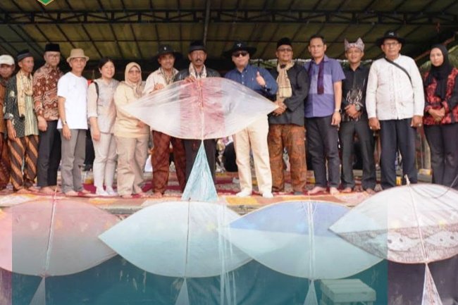 Sukses Digelar, Wali Kota Hendri Arnis Resmi Tutup Festival Alang-Alang Baradaik Padang Panjang