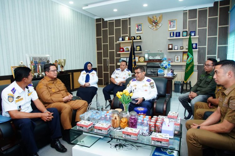 Sering Rem Blong, Pemkab Tanah Datar Dorong Pembatasan Jam Operasional Truk di Jalur Padang Panjang–Bukittinggi